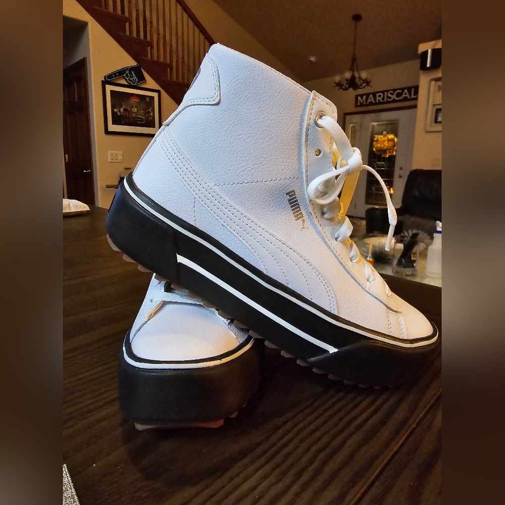 PUMA Hightops white leather